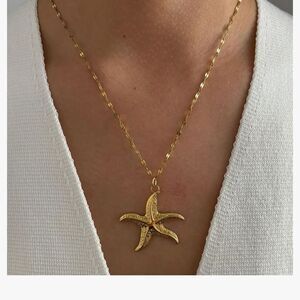 Gold Starfish Pendant Necklace
